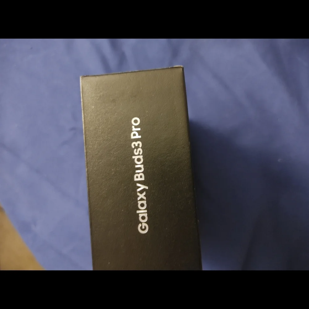 Samsung Galaxy Buds3 Pro in Black.New Box Sealed